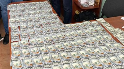 В Одесі керівник центру кардіохірургії вимагав гроші за безкоштовні послуги – СБУ В Одесі керівник центру кардіохірургії вимагав гроші за безкоштовні послуги – СБУ