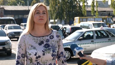Екзаменаторів стало більше, як і камер: водійські іспити тепер прийматимуть в Чернігові та Прилуках Екзаменаторів стало більше, як і камер: водійські іспити тепер прийматимуть в Чернігові та Прилуках