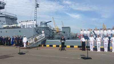 Зеленський анонсував передачу Україні безпілотників, патрульних катерів та корабля