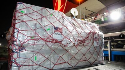 Україна отримала майже 1 млн доз вакцин Pfizer від уряду США — американське посольство
