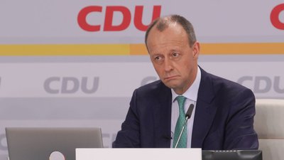 Наступник Меркель з опозиційної "ХДС" критикує Шольца за недостатню допомогу Україні