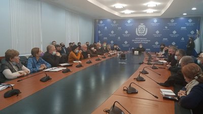 У Херсоні обговорили модернізацію площі Свободи та Алеї Героїв незалежної України У Херсоні обговорили модернізацію площі Свободи та Алеї Героїв незалежної України