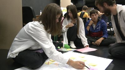 Як молодь Івано-Франківщини навчали реалізувати власні проєкти. Як це відбувалося Як молодь Івано-Франківщини навчали реалізувати власні проєкти. Як це відбувалося