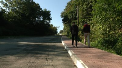 Урбаніст Юрій Лозовенко перевіряє Галич на доступність Урбаніст Юрій Лозовенко перевіряє Галич на доступність