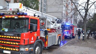 У Львові під час пожежі загинули чоловік та дитина
