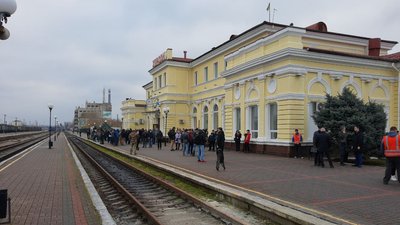 До Херсона прибув перший з початку повномасштабного вторгнення потяг з Києва До Херсона прибув перший з початку повномасштабного вторгнення потяг з Києва