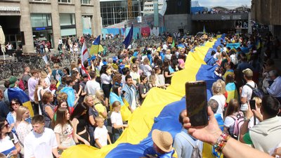 "Щоб про Україну не забували". Харків'яни приєдналися до демонстрації у Німеччині