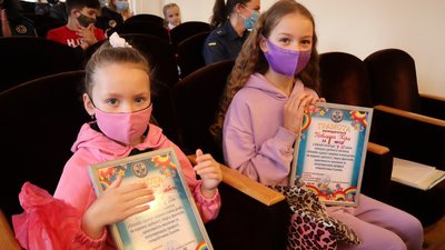 У Житомирі нагородили переможців конкурсу дитячих малюнків "Служба судової охорони очима дітей"