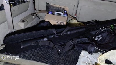 Рейдерський збір врожаю, що не вдався: завадили правоохоронці Черкащини Рейдерський збір врожаю, що не вдався: завадили правоохоронці Черкащини
