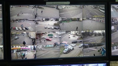У Житомирі встановили 50 камер спостереження, планують ще 150 за 7 мільйонів гривень У Житомирі встановили 50 камер спостереження, планують ще 150 за 7 мільйонів гривень