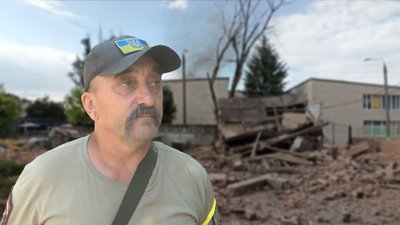 "Нехай це буде остання війна і для дітей, і для онуків", — переселенець з міста Пологи про війну, окупацію та віру
