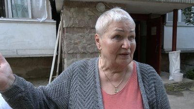 "Добре, що ракета не влучила": як оговтуються після нічної атаки РФ мешканці Коновальця та Гулака-Артемовського у Луцьку "Добре, що ракета не влучила": як оговтуються після нічної атаки РФ мешканці Коновальця та Гулака-Артемовського у Луцьку