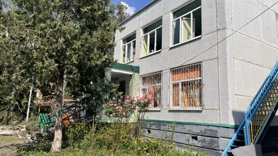 Росіяни випустили по Харкову 9 снарядів вранці 30 серпня: під обстріл потрапив дитсадок Росіяни випустили по Харкову 9 снарядів вранці 30 серпня: під обстріл потрапив дитсадок
