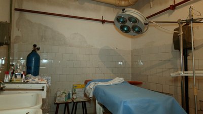Замінили пошкоджені вікна та встановили генератори: як у чернігівському пологовому будинку готуються до зими Замінили пошкоджені вікна та встановили генератори: як у чернігівському пологовому будинку готуються до зими