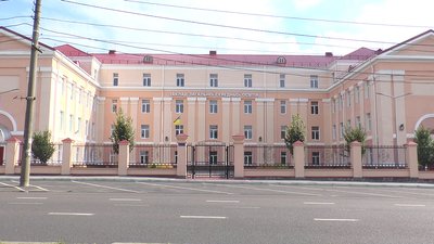 Міністр Олексій Чернишов планує розібратися у "Великому будівництві" миколаївської школи