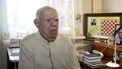 90-річний житомирянин Леонід Новофастовський пригадав події свого дитинства та Голокост 90-річний житомирянин Леонід Новофастовський пригадав події свого дитинства та Голокост