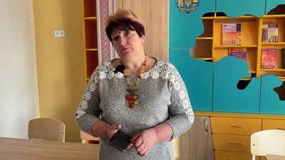 Директорка школи Раїса Дегтяренко. Дорогинський ліцей на Чернігівщині Директорка школи Раїса Дегтяренко. Дорогинський ліцей на Чернігівщині