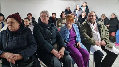 Для пацієнтів і працівників обласної лікарні у Житомирі прихожани храму святого Пантелеймона влаштували різдвяний вертеп Для пацієнтів і працівників обласної лікарні у Житомирі прихожани храму святого Пантелеймона влаштували різдвяний вертеп