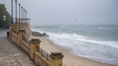 Хмарна погода біля моря, Одеса