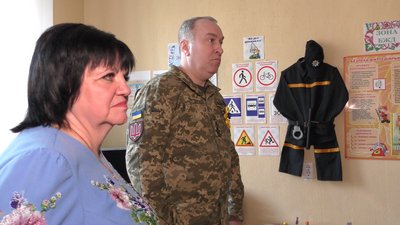Побувати в ролі пожежника та врятувати людину: клас безпеки відкрили на базі черкаської школи Побувати в ролі пожежника та врятувати людину: клас безпеки відкрили на базі черкаської школи