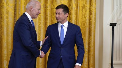 “Ми розраховуємо на країни, в яких моральний компас не зламався". Інтерв'ю з Мустафою Джемілєвим “Ми розраховуємо на країни, в яких моральний компас не зламався". Інтерв'ю з Мустафою Джемілєвим