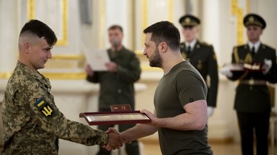 Рада ухвалила законопроєкт про додаткові виплати для військових: що він передбачає