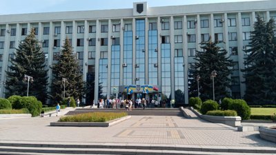 У Рівному – пікет проти закону про мову від "слуги" Бужанського У Рівному – пікет проти закону про мову від "слуги" Бужанського