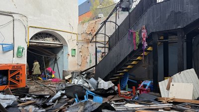 Удар російського безпілотника по дитячому садочку в Харкові