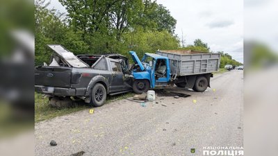 Зіткнулися Ford та вантажівка на Чернігівщині 13 травня 2024 року 