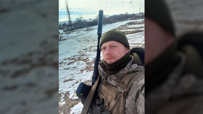 На Чернігівщині попрощалися з чотирма захисниками України На Чернігівщині попрощалися з чотирма захисниками України