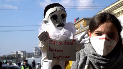 У Харкові протестують працівники театрів У Харкові протестують працівники театрів