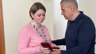 На Дніпропетровщині чотирьом родинам загиблих військовослужбовців вручили посмертні нагороди бійців