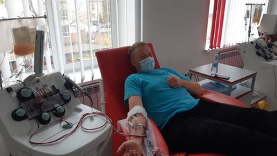 "Героєм може бути кожен". У Вінниці проводять акцію серед донорів крові "Героєм може бути кожен". У Вінниці проводять акцію серед донорів крові