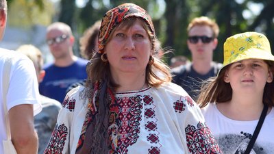 "Крутий спуск": перегони на саморобних тачках відбулись у Черкасах "Крутий спуск": перегони на саморобних тачках відбулись у Черкасах