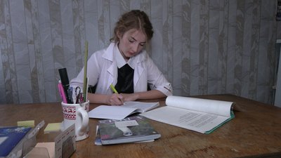 Приходять з хворобами, а йдуть з портретами: історія фельдшерки, що малює Приходять з хворобами, а йдуть з портретами: історія фельдшерки, що малює