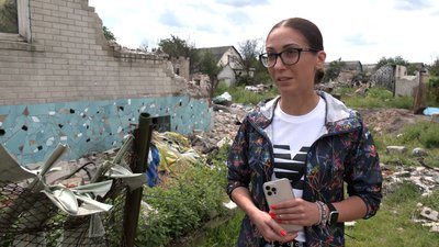 "На наш будинок приземлився російський пілот", – як тепер живуть люди, що постраждали від падіння літака в Чернігові "На наш будинок приземлився російський пілот", – як тепер живуть люди, що постраждали від падіння літака в Чернігові