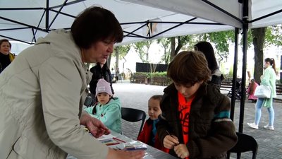 Майстеркласи та квести для дітей – в Житомирі відзначили День батька Майстеркласи та квести для дітей – в Житомирі відзначили День батька