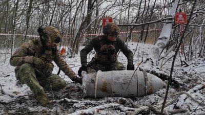 На Сумщині знешкодять бойову частину російської авіаракети Х-59