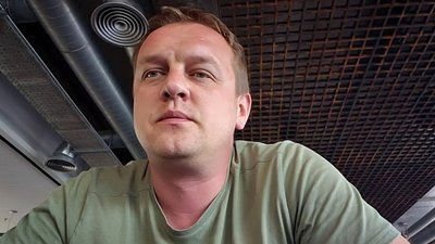 У Харкові без громадського обговорення встановили стелу Героїв України У Харкові без громадського обговорення встановили стелу Героїв України