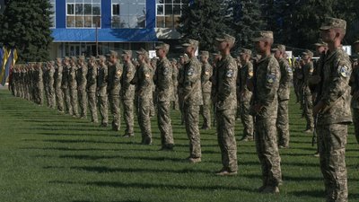 Курсанти Харківського університету повітряних сил складали присягу Курсанти Харківського університету повітряних сил складали присягу