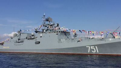 Фрегат РФ "Адмірал Ессен"