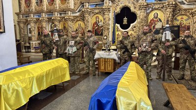 У Полтаві попрощалися із військовими Павлом Романцем та Віталієм Хорошуном