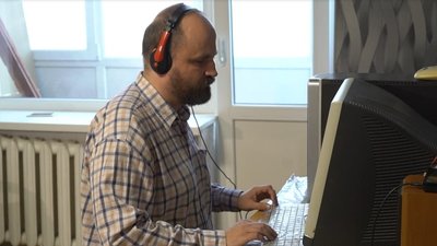 «Я підіймаюся і йду далі». Історія незрячого полтавця Максима Варфоломєєва «Я підіймаюся і йду далі». Історія незрячого полтавця Максима Варфоломєєва