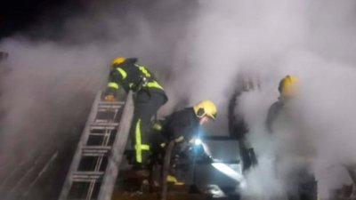 Вибухнув газовий балон: в пожежі на Волині травмувалися двоє людей Вибухнув газовий балон: в пожежі на Волині травмувалися двоє людей