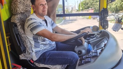 Водій тролейбуса у Полтаві Водій тролейбуса у Полтаві