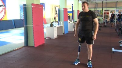 Рухатись вперед допомагає команда: ветеран АТО Сергій Прядка Рухатись вперед допомагає команда: ветеран АТО Сергій Прядка