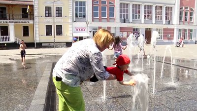 Вище 35 градусів – у Житомирі упродовж двох днів фіксують температурні рекорди Вище 35 градусів – у Житомирі упродовж двох днів фіксують температурні рекорди