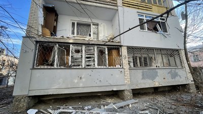 Від російських обстрілів на Херсонщині загинула людина, двоє поранені — прокуратура