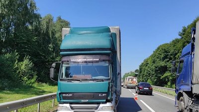 На Тернопільщині водій іномарки заснув і в’їхав у вантажівку