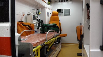 Прикарпатські медики отримали сім автомобілів швидкої допомоги